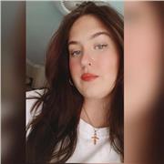 Profesora de Inglés con experiencia de 8 en enseñanza de la lengua en colegios y academias.